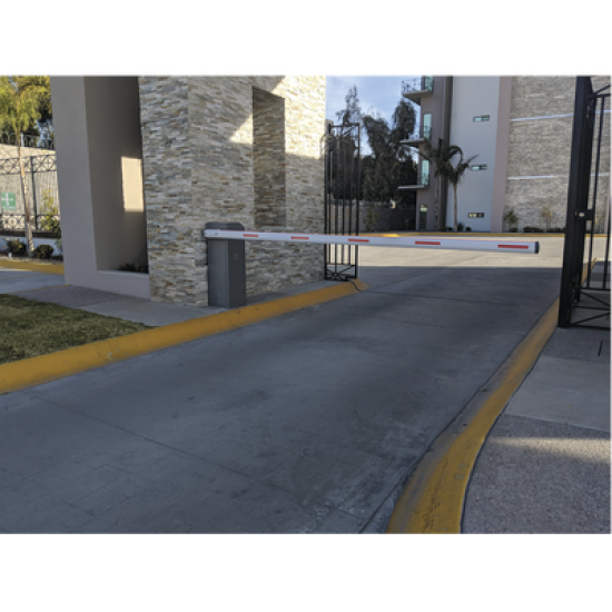 Barrera vehicular derecha / Soporta brazo de hasta 5.5 m / Final de carrera ajustable por programación / Movimiento fluido / Diseño elegante color Gris