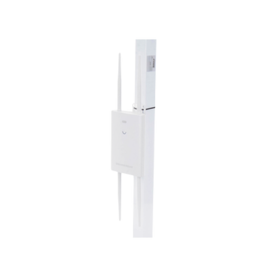 Punto de acceso para exterior Wi-Fi 6 802.11 ax 3.55 Gbps, MU-MIMO 4x4:4 con administración desde la nube gratuita o stand-alone.