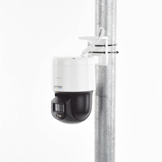 Domo PT IP 4 Megapixel / Lente 4 mm  / Luz Blanca 30 mts / dWDR  / PoE / IP66 / Micrófono y Bocina Interconstruido / Micro SD / Incluye Montaje de Pared y Techo