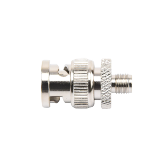 Adaptador en Línea de Conector SMA Hembra a BNC Macho, Níquel/ Oro/ Teflón.