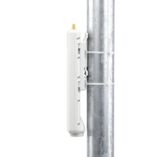 Estación base conectorizada ePMP 3000L de alta potencia con sistema para mitigar interferencia, 4.9-6.1 GHz, hasta 600 Mbps, Sincronización GPS (C050910A121A)