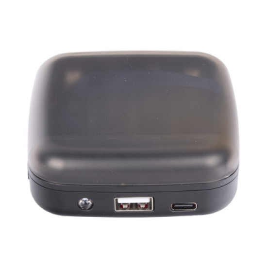 Power bank y Cargador para baterías 2 en 1,  carga individual y/o  simultánea hasta 4 baterías,  (AA y AAA, Ni-MH y Li-Ion)
