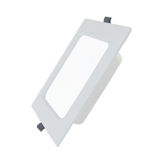Spot Cuadrado Empotrable / 30 x 30 cm / Luz Fría / 110 V / 24 W / 2040 lúmenes / 25000 hrs / Ángulo de apertura 120° / IP20