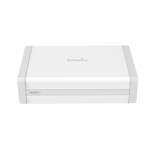 Controlador de red local con gestión en la nube/ Soporta hasta 100 puntos de Acceso EnGenius/ Soporta PoE 802.3 af/ Plataforma ezMaster integrada