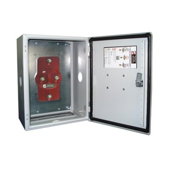 Acoplador de Impedancias de 4500 Amp. Capacidad Máxima. Acoplador de Impedancias de 4500 Amp. Capacidad Máxima.