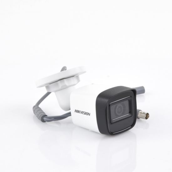Bala TURBOHD 5 Megapixel / Lente 2.8 mm / 4 Tecnologías (TVI / AHD / CVI / CVBS) / 30 mts SMART IR EXIR / Exterior IP67 / dWDR / Metal