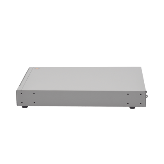 Switch Capa 3 Stackeable 10 Gigabit , 12 puertos 100/1000/10G Base-T (RJ-45)  y 4 puertos SFP/SFP+ 10G