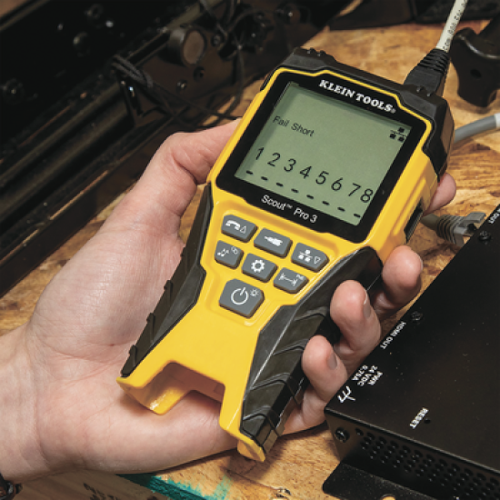 Probador Scout™ Pro 3 con kit de transmisores remotos de ubicación.