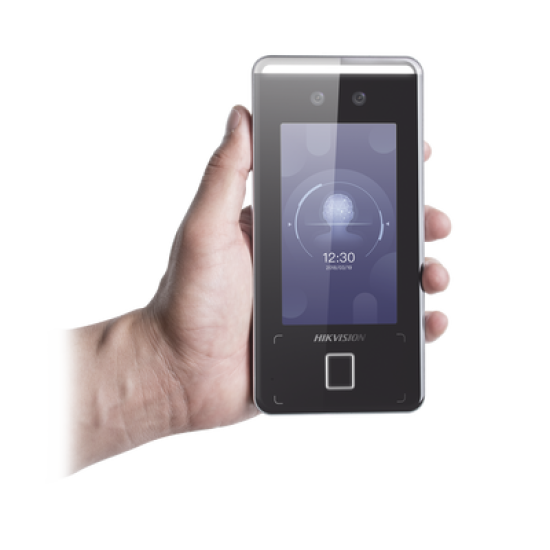 Terminal Facial Min Moe ULTRA RÁPIDO (IP65) / Hasta 1.5 mts en lectura / Soporta P2P Hik-Connect / 3,000 Usuarios /QR y Videoportero (ambientes de bajo ruido)
