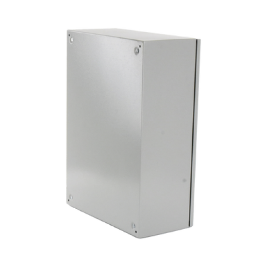 Gabinete Ventilado de Acero IP55 Uso en Exterior (500 x 700 x 250 mm) con Placa Trasera Interior Metálica y Compuerta Inferior Atornillable. Incluye Ventilador, Ventilas, filtros, Chapas y Llave T.