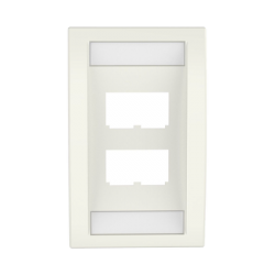 Placa de Pared Vertical Ejecutiva, Salida Para 4 Puertos Mini-Com, Con Espacios Para Etiquetas, Color Blanco Mate