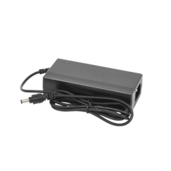 Fuente de Poder Regulada 12 Vcc / 3.3 Amp. / Conector 5.5 mm / Recomendado para DVR´s y PTZ TURBOHD