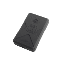 Batería de respaldo Li-Ion 12,000 mAh con cubierta plástica protectora y salida USB para cargar dispositivos inalámbricos