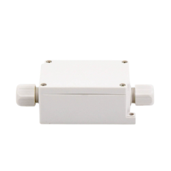 Caja de Conexión Exterior con Conexión Lateral para 6 Líneas (doble tornillo). Incluye Glándulas.