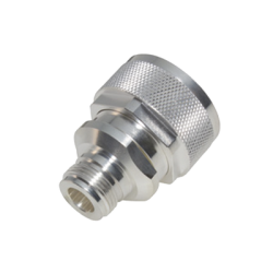 Adaptador en Línea de Conector DIN 7-16 Macho a N Hembra, Plata/ Plata/ Teflón.