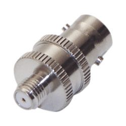 Adaptador en Línea de Conector BNC Hembra a SMA Hembra Corto / Celulares Motorola, Níquel/ Oro/ Teflón.