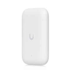 Access Point UniFi UK Ultra Navaja Suiza WiFi 5, MU-MIMO 2x2, instalación flexible, antena omnidireccional integrada, (2) conectores RP-SMA para antenas externas, para interior o exterior (IPX6)